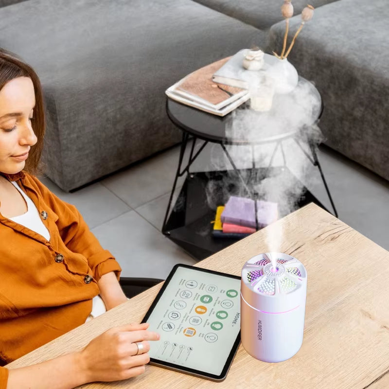 Compact 180ML Aromatherapy Diffuser & Humidifier - Perfect for Home, Bedroom, or Car
